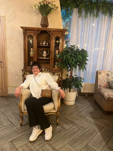 Требуется администратор, медсестра а стоматологию в Челябинске фото 9