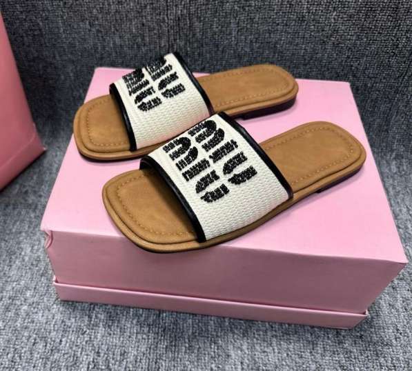 Шлепанцы в Черкесске фото 3