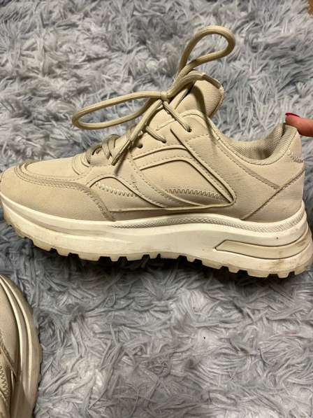 Женские кроссовки демисезон в Минусинске фото 3