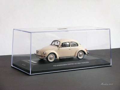 Модель автомобиля Volkswagen Kafer 1:43