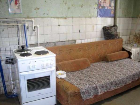 комнату в общежитии Геологоразведчиков в Тюмени фото 4