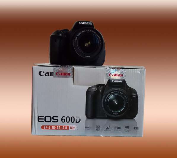 Фотоаппарат зеркальный цифровой Canon 600D бу в отл. сост