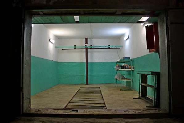 Подземный, внизу большая комната, гараж! в Новосибирске фото 8