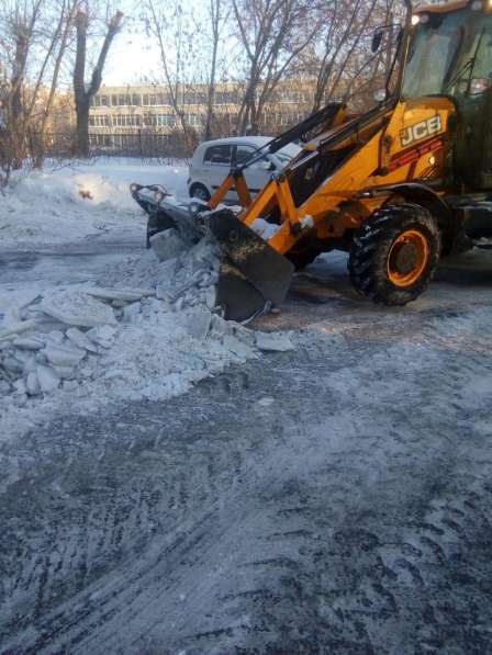 Уборка снега, вывоз снега в Екатеринбурге фото 9