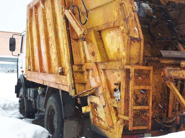 Продам б/у грузовой мусоровоз КМ-М5551 на шасси МАЗ в Сергиевом Посаде фото 17