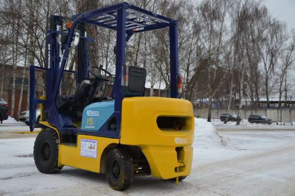 Вилочный бу погрузчик Komatsu fg15w-17 в Москве