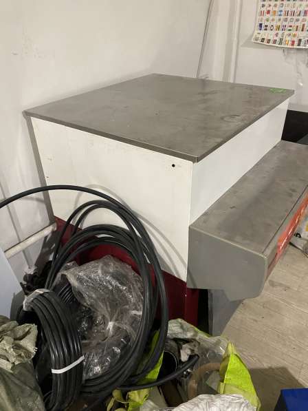 Торговая тумба в Москве фото 3