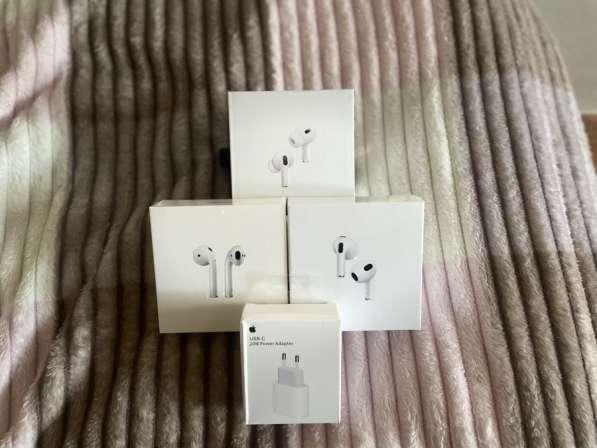 AirPods