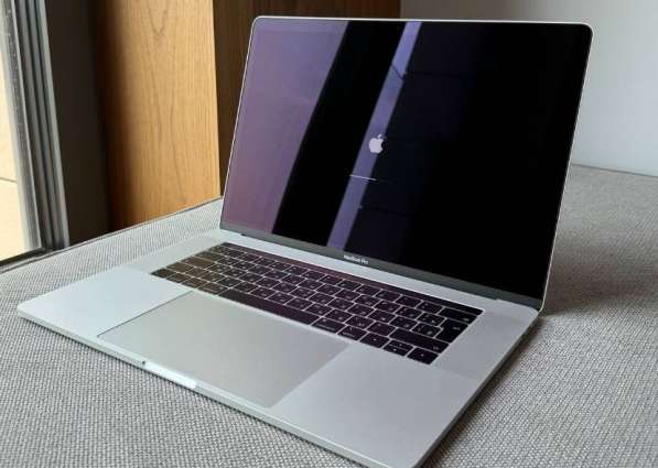 MacBook Pro 15" 2019 — мощный и надёжный