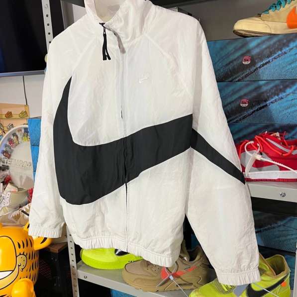 Ветровка Nike оригинал, новая с бирками в Новосибирске фото 3