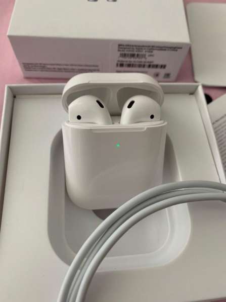 AirPods 2 в Москве фото 3