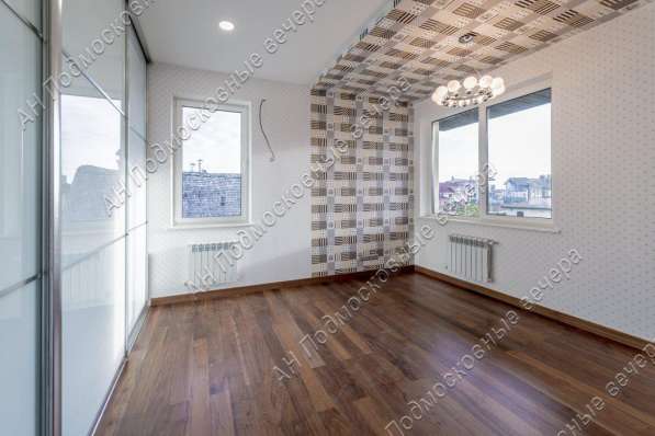 Продам коттедж в Москва.Жилая площадь 300 кв.м.Есть Газ, Водопровод. в Москве фото 3