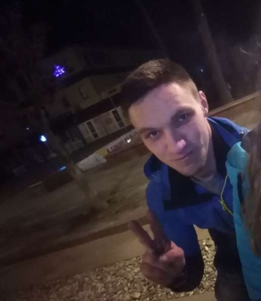 Jurek, 21 год, хочет познакомиться