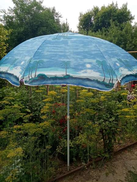 Продам два пляжных зонта диаметром 220см, высотой 200см