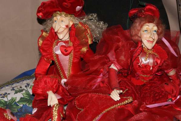 Две венецианские фарфоровые куклы