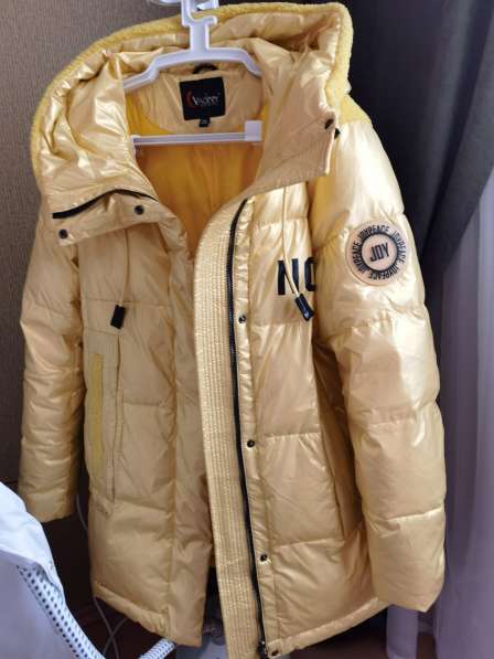 Продам зимнюю куртку, в хорошем состоянии в Екатеринбурге