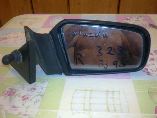 Продам зеркало заднего вида правое для МАЗДА 323 г/в 1993