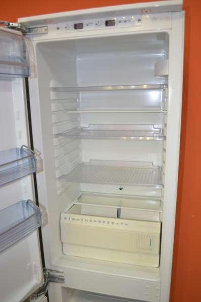 Холодильник AEG KBI290DV Гарантия и Доставка в Москве фото 5