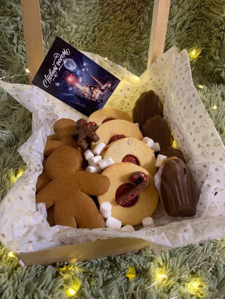 Сладкий новогодний подарок печенье в Москве