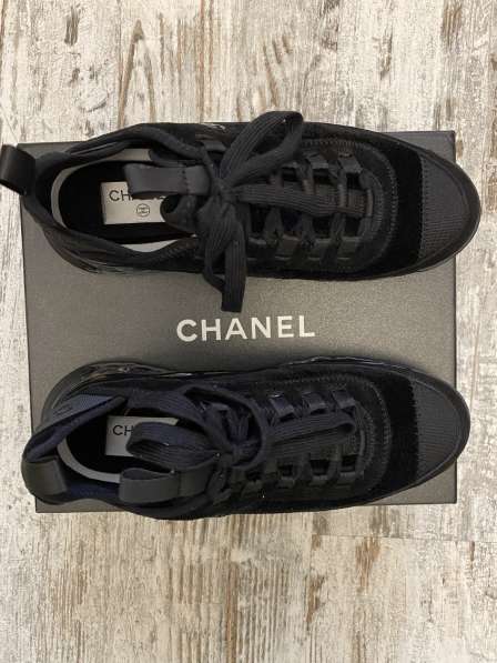 Продаю женские кроссовки Chanel в Краснодаре