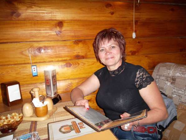 Елена, 55 лет, хочет познакомиться