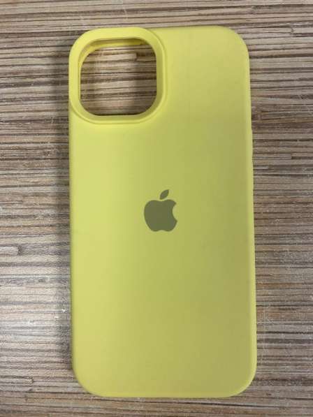 Чехол iPhone 15 Silicone Case (Yellow)