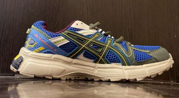 Кроссовки ASICS в Махачкале