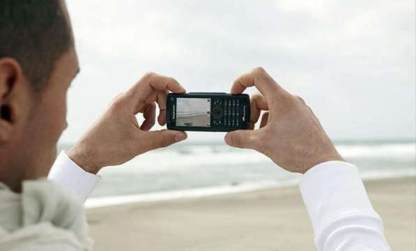 Sony Ericsson W902 (оригинал, комплект) в Москве фото 3