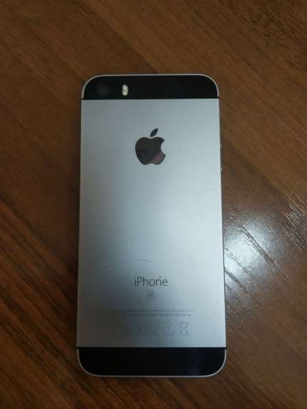 Продам iPhone SE (1-го поколения) 32GB Space Gray в фото 4