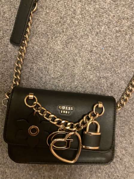 Сумка guess