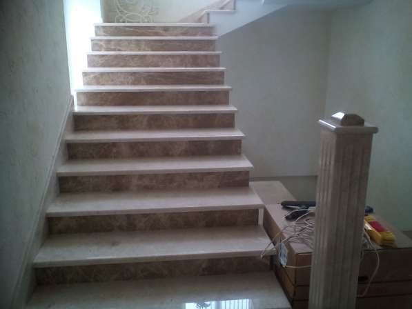 Лестницы из натурального камня мрамора и гранита в Бронницах фото 15