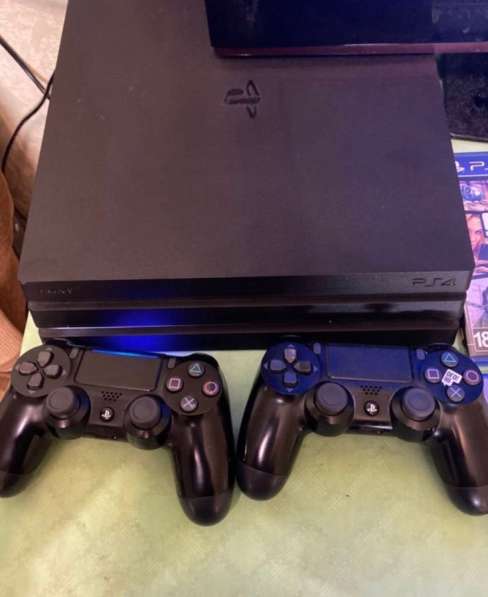 Ps 4 pro 1TB