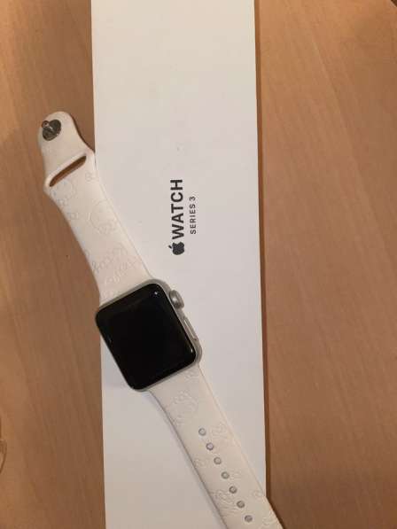 Часы Apple Watch 3, 33mm