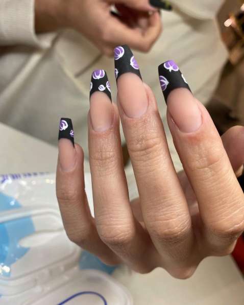 Маникюр/педикюр в Краснодаре