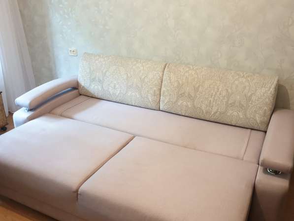Продам диван(срочно) в Владивостоке