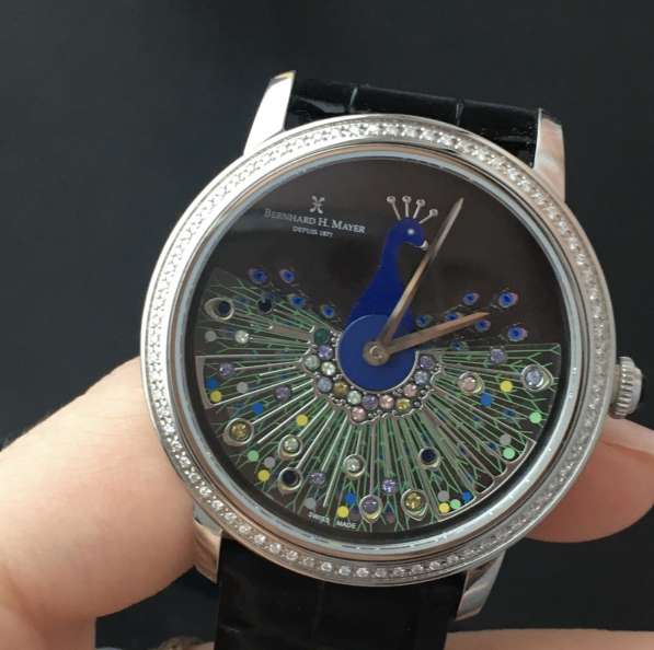 Швейцарские кварцевые часы Вernhard H. Mayer в Москве фото 3