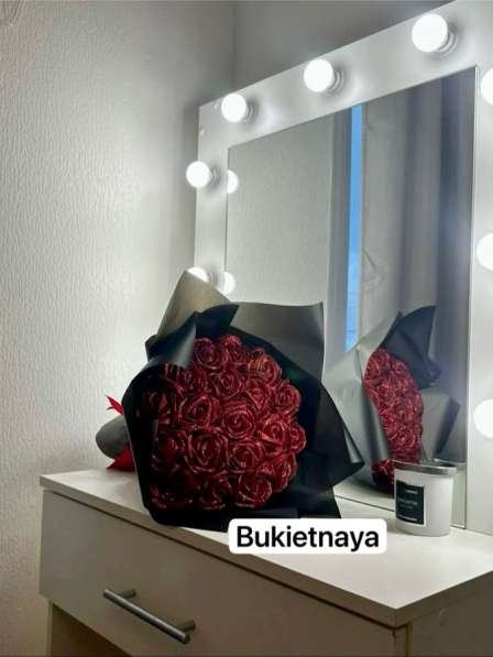 Букет из атласных роз в Сургуте фото 5