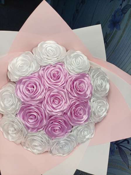 Букеты из атласных роз