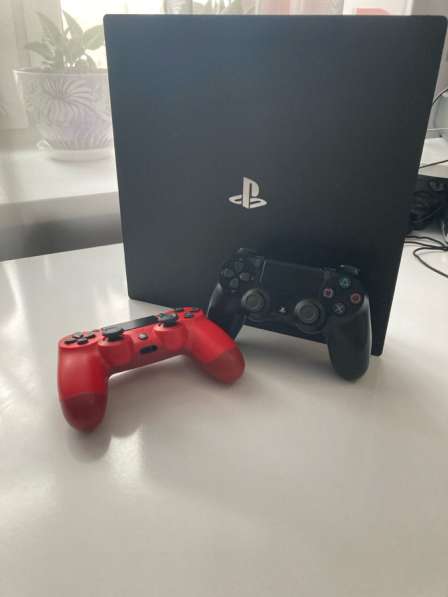 Sony PlayStation 4 pro +2 геймпад