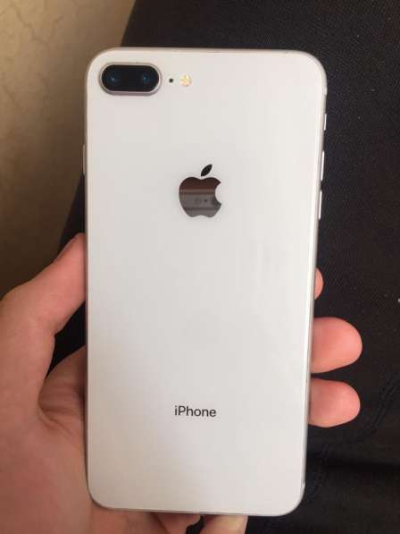 IPhone 8+ в Москве фото 3