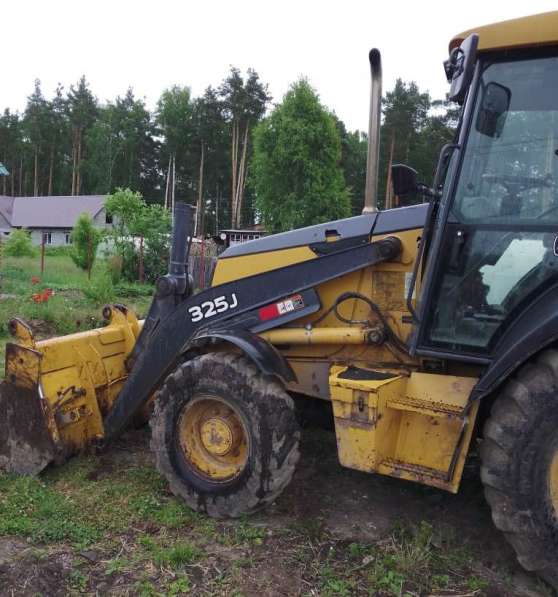 Продам экскаватор погрузчик John Deere, 2012г/в