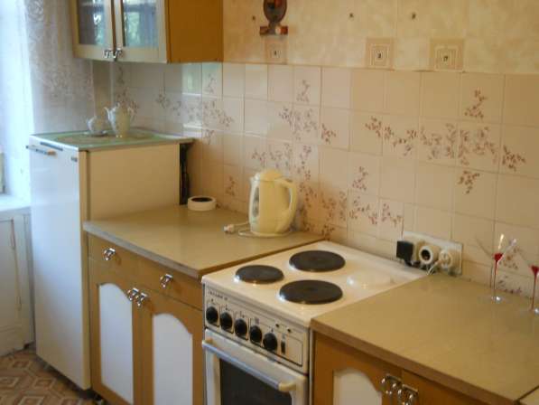 Продам 1-комнатную по Робеспьера-34 без комиссии в Красноярске