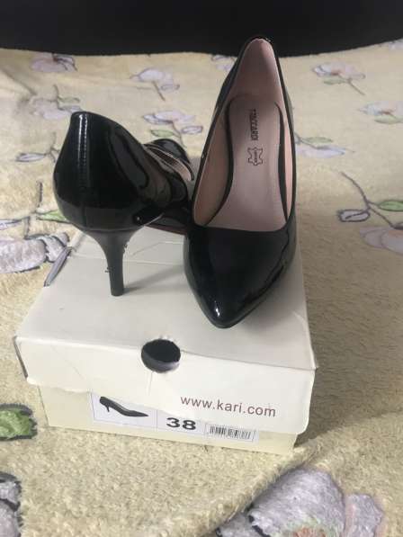 Продам женские туфли размер 38 в Москве
