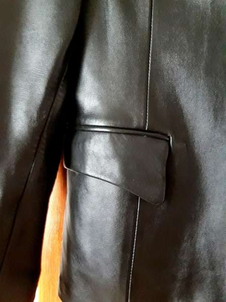 Женская кожаная куртка-пиджак, размер 50-52 в Симферополе