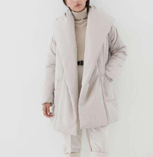 Женский пуховик