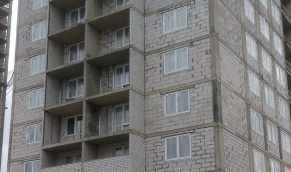 Продам однокомнатную квартиру в Липецке. Жилая площадь 45,54 кв.м. Этаж 14. Есть балкон.
