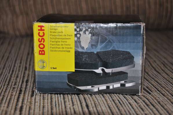 Тормозные колодки Bosch в фото 3