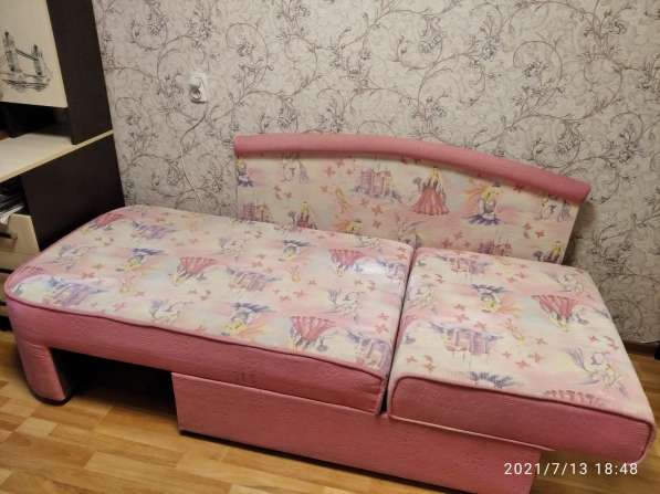 Продам диван-кровать б/у в Уфе