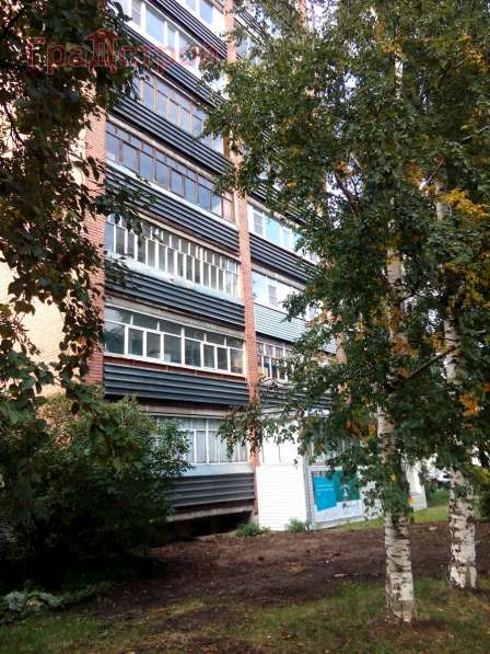 Продам двухкомнатную квартиру в Вологда.Жилая площадь 52 кв.м.Этаж 4.Есть Балкон.