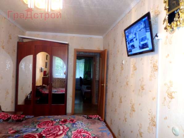 Продам двухкомнатную квартиру в Вологда.Жилая площадь 45 кв.м.Этаж 1.Дом панельный.